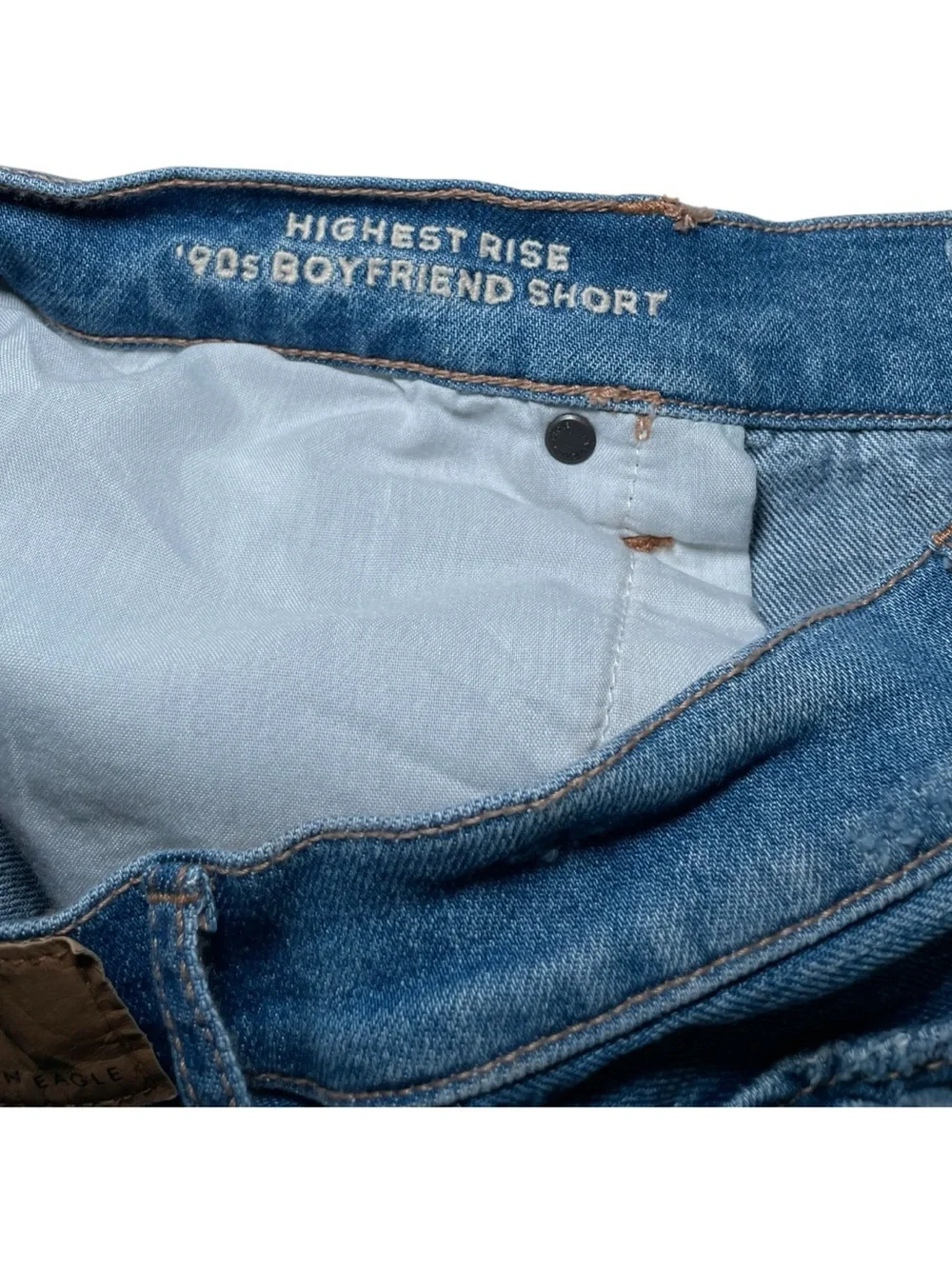 💙 American Eagle Highest Rise ’90s Boyfriend Shorts 💙